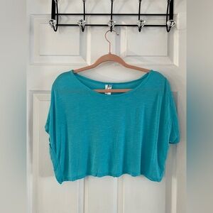 Teal Cropped T-Shirt